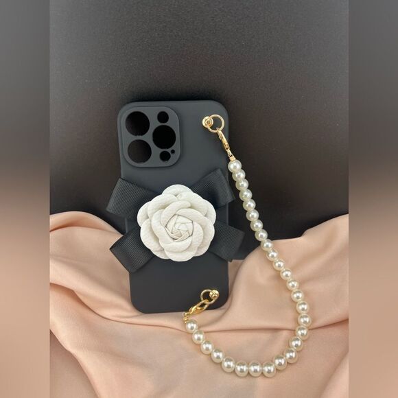 Elegant Floral Pearl Handle IPhone Case - Picture 6 of 7